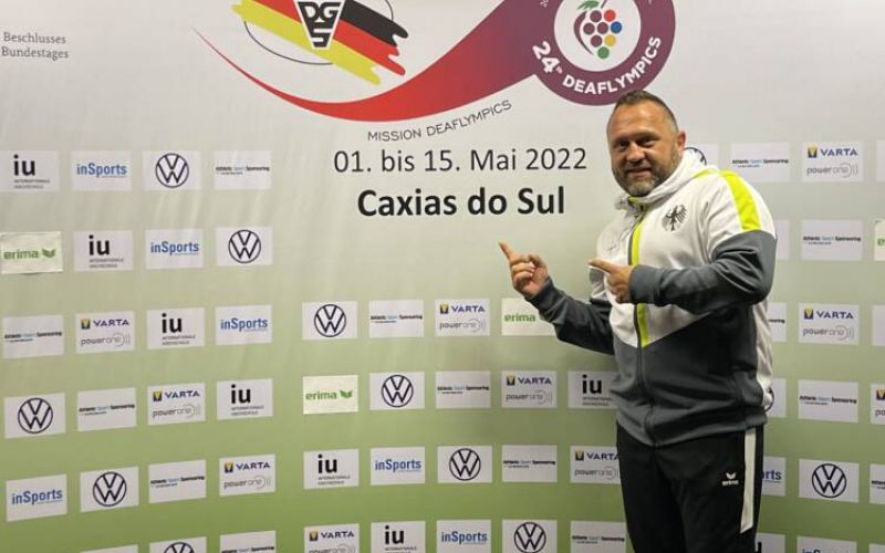 Berthold Weishof: Als Coach der Gehörlosen-Nationalmannschaft zur WM