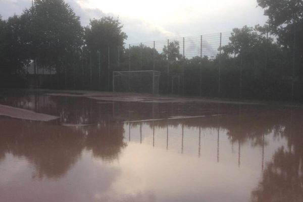 Sportanlage Dickebankstraße in beklagenswertem Zustand