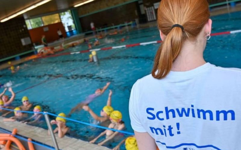 2. Schwimmkompaktwoche für Bochumer Grundschulen