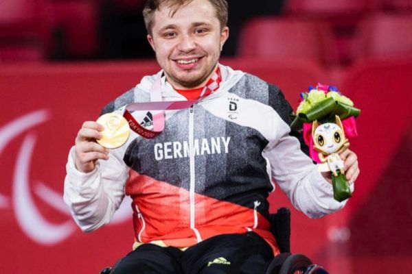 Der Bochumer Valentin Baus ist Paralympics-Sieger im Tischtennis