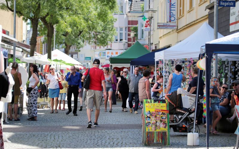 Gerther Sommer mit Flohmarkt und Wimpelketten-Aktion