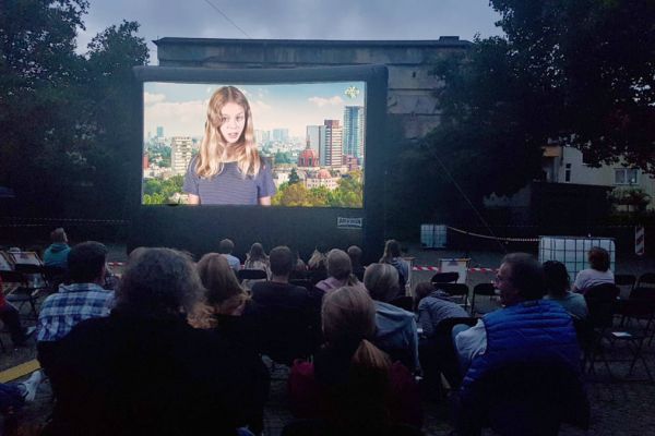 Werner Marktplatz verwandelte sich in Open-Air-Kino