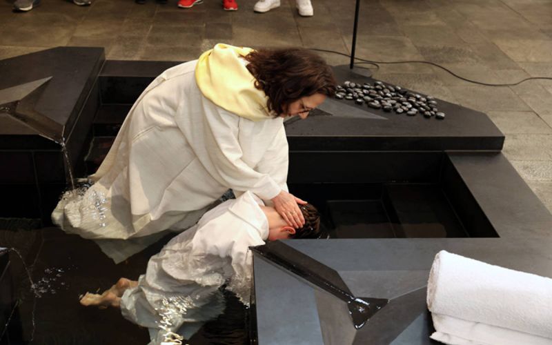 Katholische Kirche: In Höntrop tauft erstmals in Deutschland eine Frau