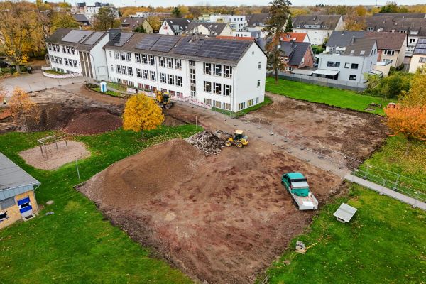 Schulhof der Grundschule Laer wird Bewegungsraum