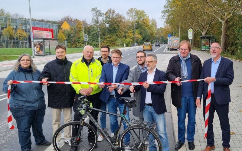 Freie Fahrt an der Hauptstraße