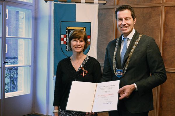 Bundesverdienstkreuz für Bochumerin Carmen Lumma