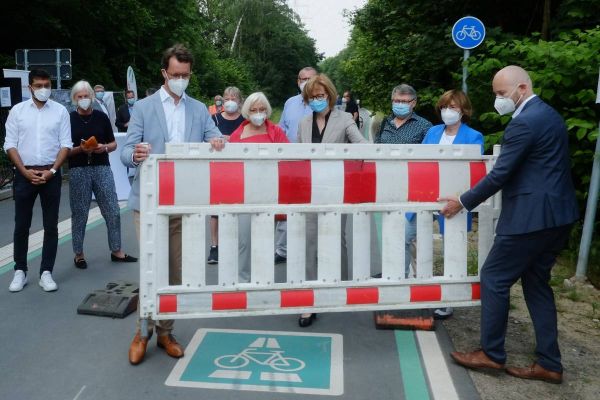 RS-1: Teilstrecke der „Fahrradautobahn“ ist freigegeben