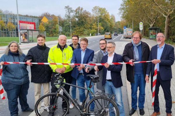 Freie Fahrt an der Hauptstraße