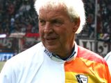 VfL Bochum: Klaus Toppmöller hat keine Zweifel am Ligaverbleib