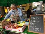 Maria Backs: Ein Marktstand statt Ruhestand