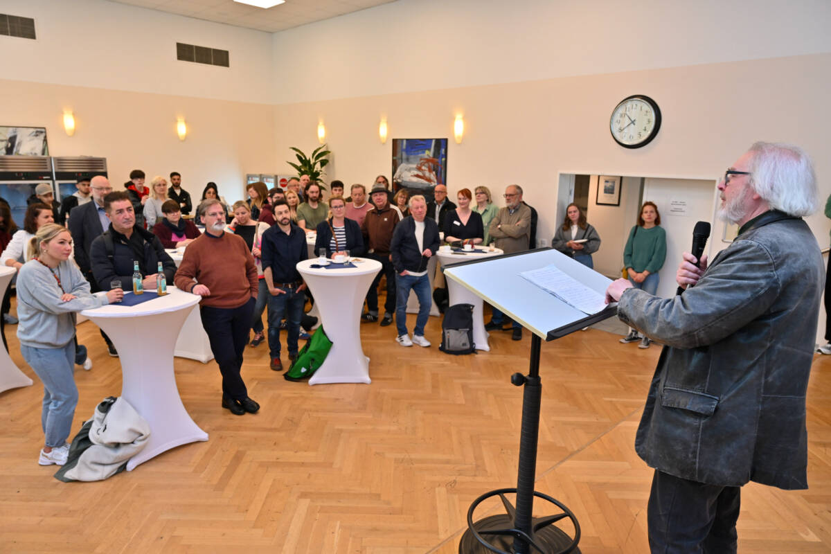 Anlässlich des 40-jährigen Bestehens gab es einen Festakt ohne Frackzwang in der Jugendwerkstatt. Foto: Stadt Bochum, Lutz Leitmann