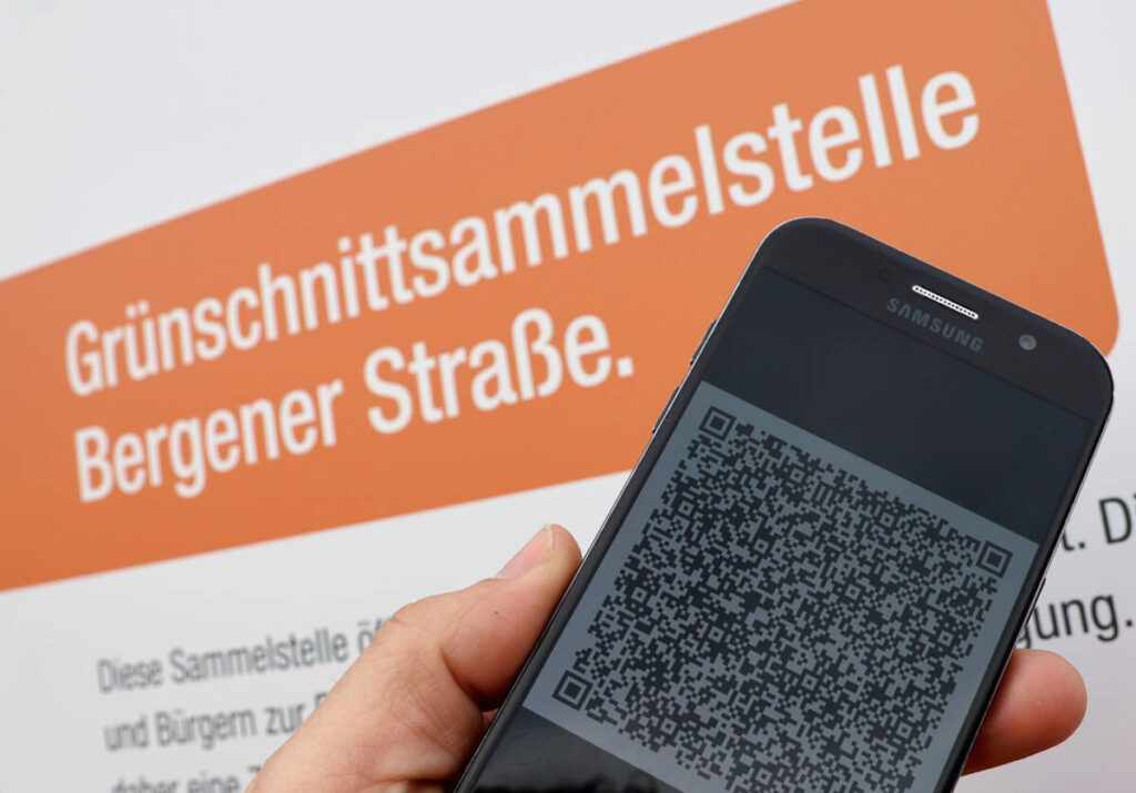 Der Zugang ist nur mit dem aktuellen QR-Code für 2026 möglich. Fotos: USB