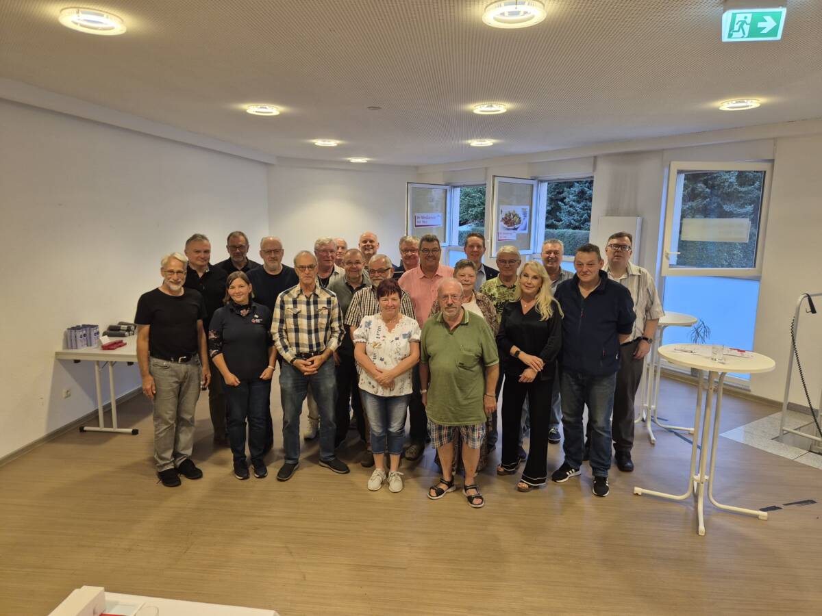 Die engagierten Blutspenderinnen und –spender in Wattenscheid wurden ausgezeichnet. Foto: Marcus Nüchter, DRK