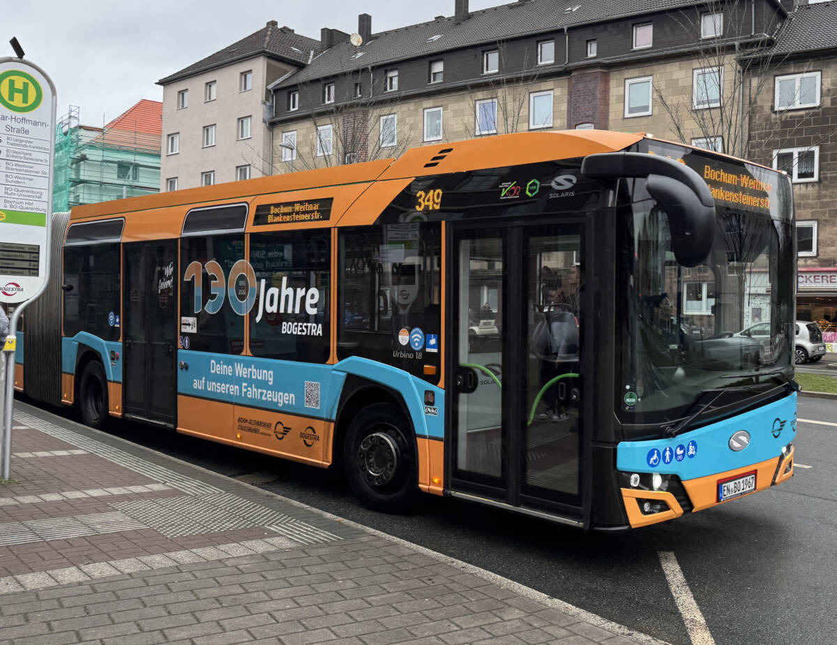 Der Jubiläumsbus der Bogestra zum 130-jährigen Bestehen ist ein Hingucker. Foto: Bogestra