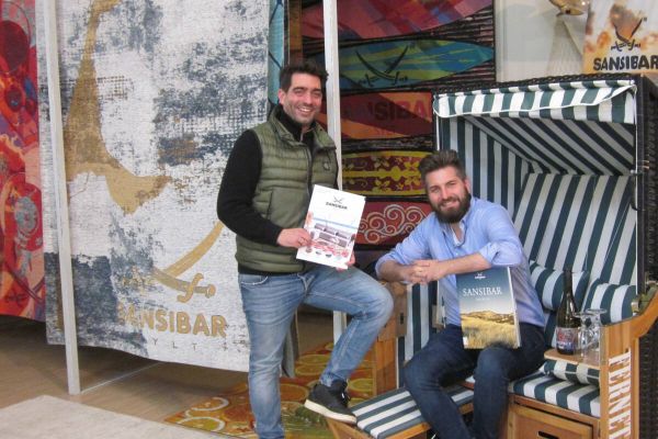 Teppich-Kollektion bringt Sonne und Meer ins Wohnzimmer und auf Terrassen