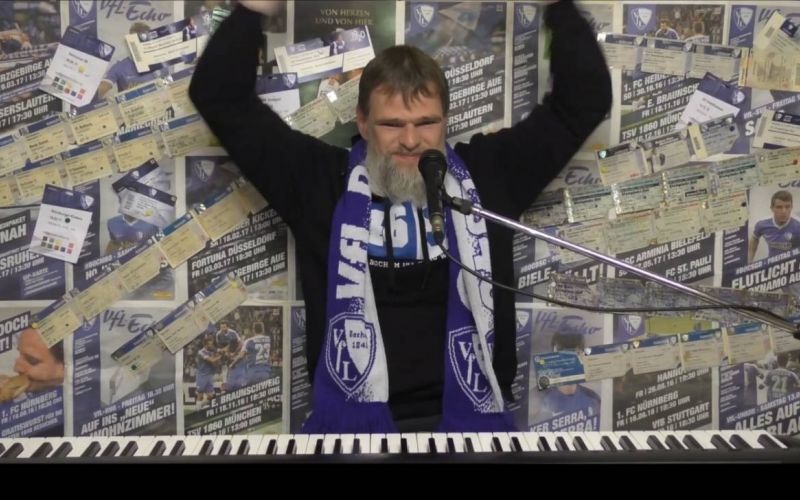 NORDKOPF Christian Hirdes: Liedermacher, Klavierkabarettist, komischer Poet