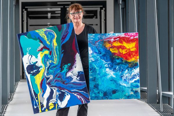 Kunstausstellung „Magie der Farben“ im Knappschaftskrankenhaus