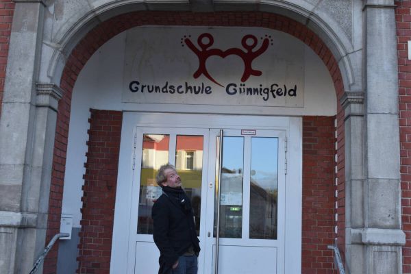 Schauspieler Patrick Joswig erinnert sich an Weihnachten und seine Jugend in WAT