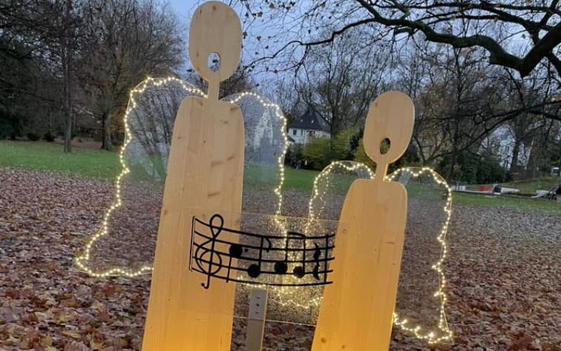 Engel erleuchten den Werner Park