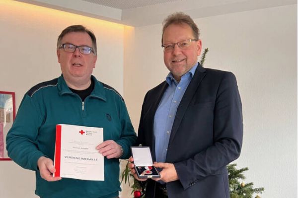 Seppelt mit der Verdienstmedaille des DRK Westfalen-Lippe ausgezeichnet