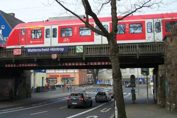Angespannte Parkplatzsituation am Höntroper S-Bahnhof