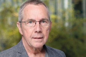 Ernst Steinbach, SPD-Ratsmitglied für den Bochumer Norden, informiert