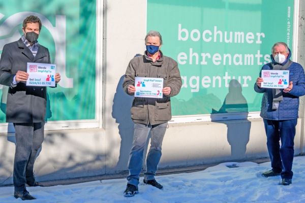 Ehrenamtliche Impfpaten helfen