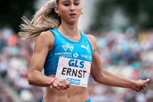 Die Wattenscheiderin Jolina Ernst, Tochter der erfolgreichen Leichtathleten Melanie Paschke und André Ernst, läuft im Juli bei den Deutschen Meisterschaften in ihrem „Wohnzimmer“. Foto: Stefan Mayer