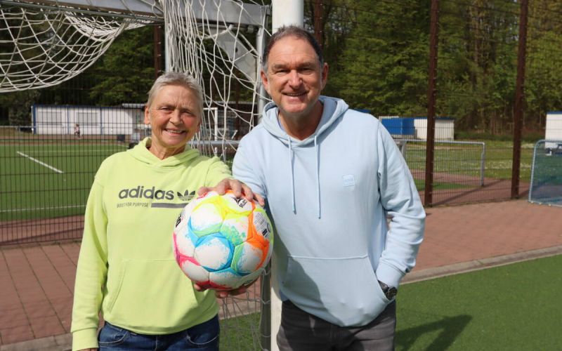 Petra Landers – Fußball Nationalspielerin der ersten Stunde