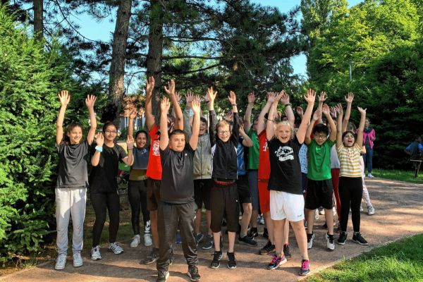 Märkische Schule zeigt Solidarität und erläuft 9.000 Euro für Ukraine