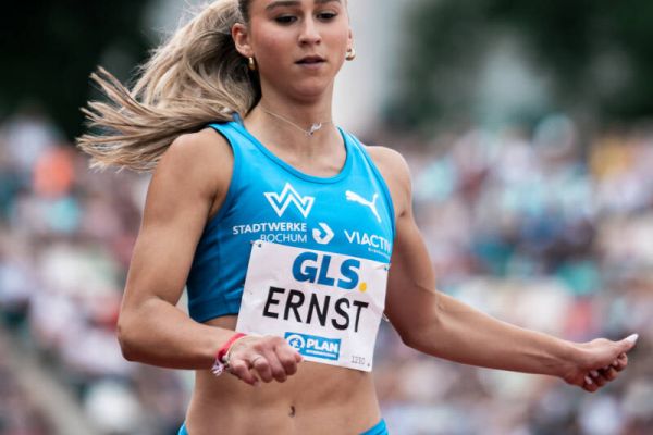 Die Wattenscheiderin Jolina Ernst, Tochter der erfolgreichen Leichtathleten Melanie Paschke und André Ernst, läuft im Juli bei den Deutschen Meisterschaften in ihrem „Wohnzimmer“. Foto: Stefan Mayer