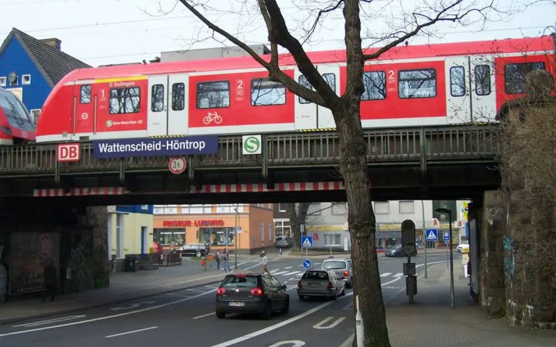 Neue Stellplätze am S-Bahnhof Höntrop sollen gratis bleiben