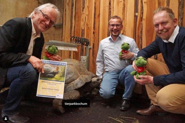 GWV und „Charles“ aus dem Tierpark Bochum feiern Geburtstag