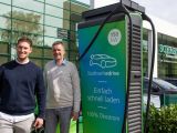Stadtwerke installieren Schnellladestation für Elektroautos bei Schley's