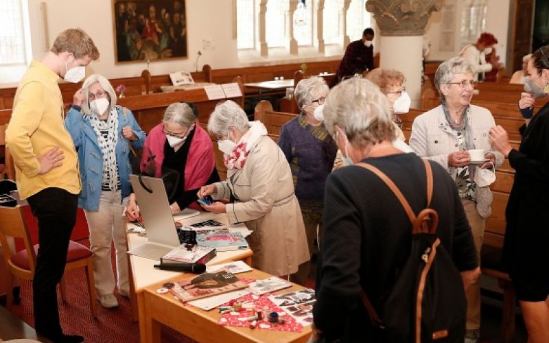 Erzählcafé in Gerthe beschäftigte sich mit Mode im Wandel der Zeit