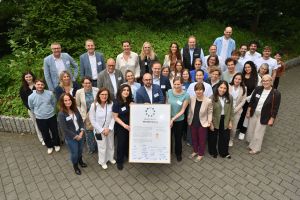 Die „Bochumer Verabredung“ will gemeinsam Menschen helfen, die unter Einsamkeit leiden – ein stilles Leiden, das jeden treffen kann. Foto: Lutz Leitmann/Stadt Bochum