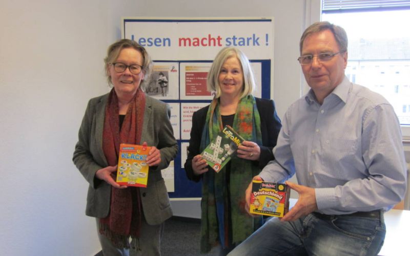 Über 500 Leselernhelfer stadtweit aktiv – mehr Mentoren gesucht