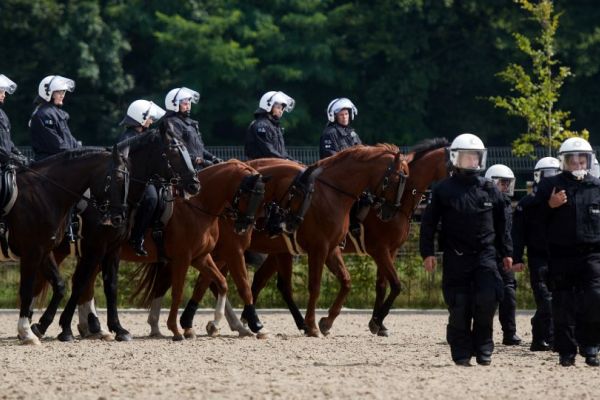 Landesreiterstaffel sitzt jetzt in Wattenscheid