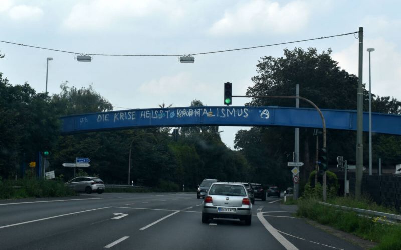 Zeppelindamm: Immer wieder schwere Unfälle und keine Fahrradspur