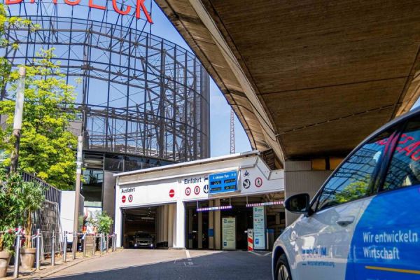 Das Parkhaus am Bermuda3Eck. Foto: WirtschaftsEntwicklungsGesellschaft Bochum mbH
