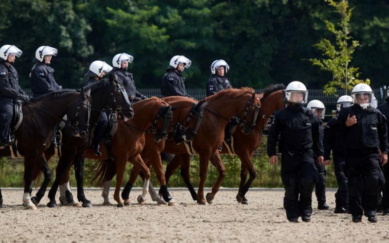 Landesreiterstaffel sitzt jetzt in Wattenscheid