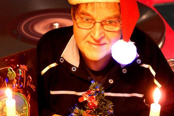 Ulli Engelbrecht: Launige Geschichten rund ums Weihnachtsfest