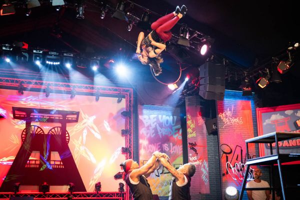 Neue Show im Variéte et cetera