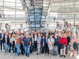 Die Bochumer Besuchergruppe wurde von dem heimischen Bundestagsabgeordneten Serdar Yüksel begrüßt. Erkundet wurde das politische Berlin. Foto: Bundesregierung / StadtLandMensch-Fotografie