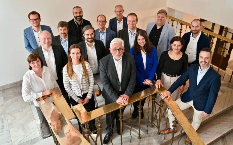 Treffen des Bündnisses „Leben Das Bündnis Leben und Arbeit in Bochum arbeitet mit zwölf Partner aus Stadtverwaltung, Wirtschaft, Arbeitsmarkt, Wissenschaft, Gewerkschaften und Wohlfahrt zusammen. Foto: Stadt/Lutz Leitmann
